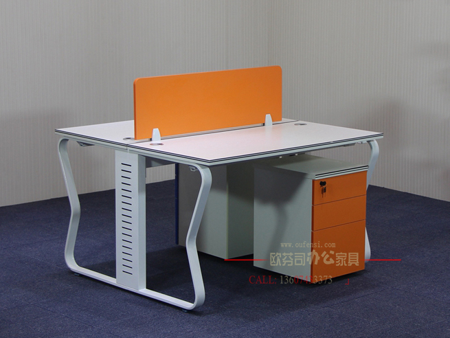 直型鋼木辦公桌009